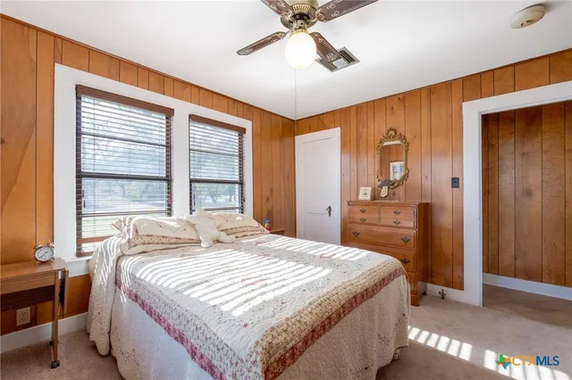 $439,000 | 1003 North Ridge Street, Lampasas, TX 76550