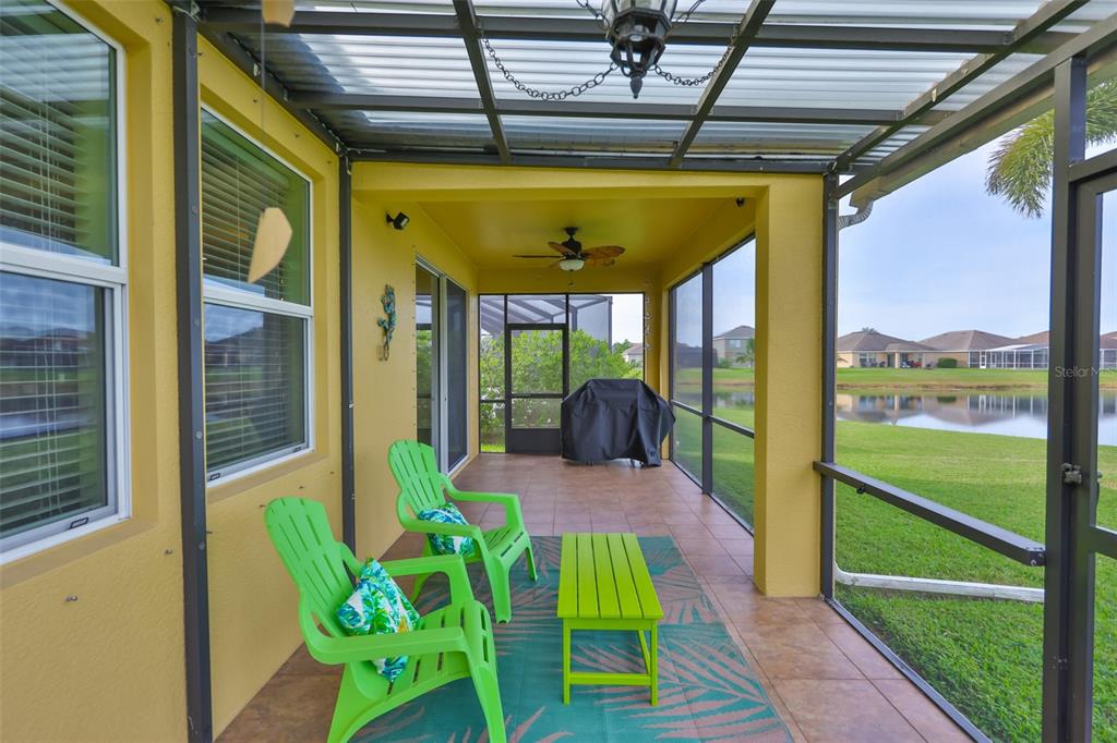 1516 Yale Castle Court Ruskin, FL 33570 - Photo 40 of 52 a front view of a house with garden