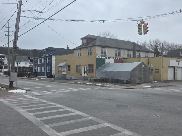 $1,200 | 1007 Pine Street, Endicott, NY 13760