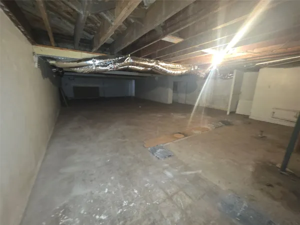 $1,000 | 1007 Pine Street, Endicott, NY 13760