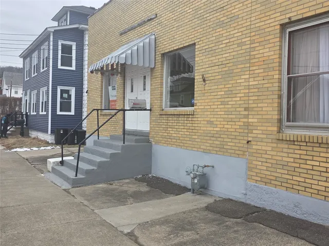 $1,200 | 1007 Pine Street, Endicott, NY 13760