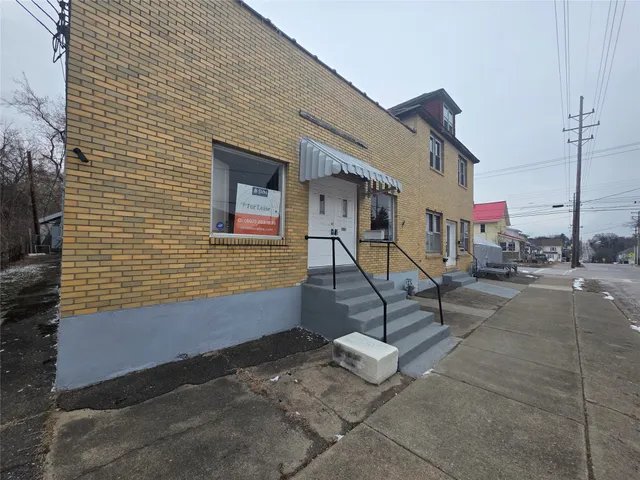 $1,200 | 1007 Pine Street, Endicott, NY 13760