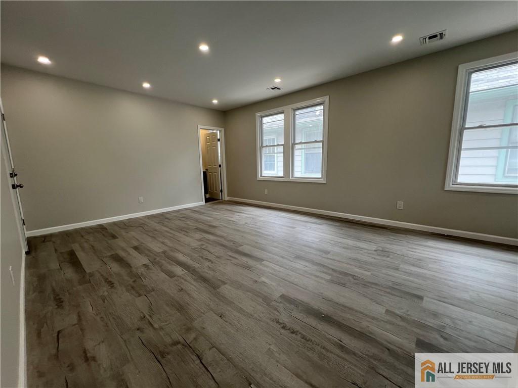 588 Livingston Avenue, Unit 2B North Brunswick, NJ 08902 - Photo 17 of 25