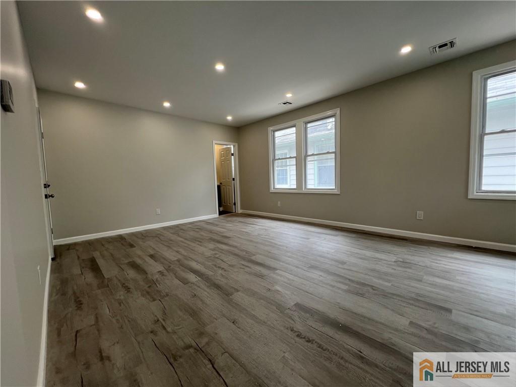 588 Livingston Avenue, Unit 2B North Brunswick, NJ 08902 - Photo 18 of 25