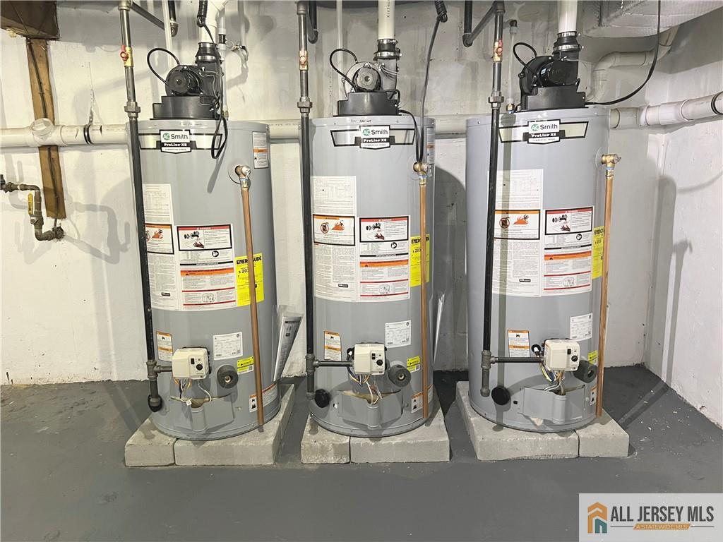 588 Livingston Avenue, Unit 2B North Brunswick, NJ 08902 - Photo 24 of 25