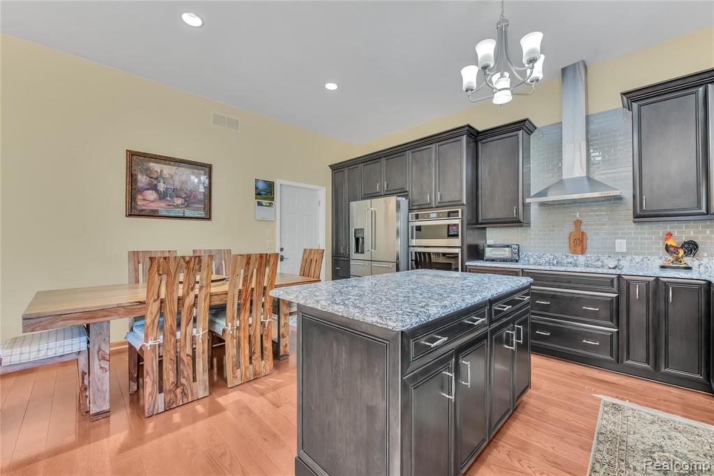 2153 Crystal Drive Rochester Hills, MI 48309 - Photo 13 of 31