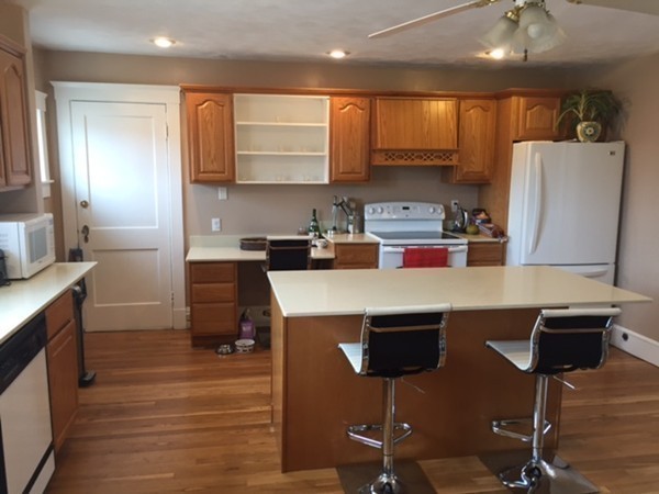 174 Derby Street, Unit 174 Newton, MA 02465 - Photo 8 of 26