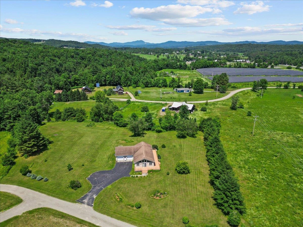 186 Worcester View Lane Morristown, VT 05661 - Photo 9 of 32