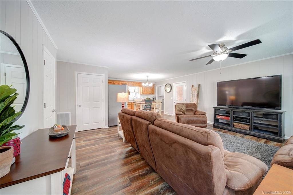39356 Holly Ridge Road New London, NC 28127 - Photo 11 of 48 Gallery Image 11