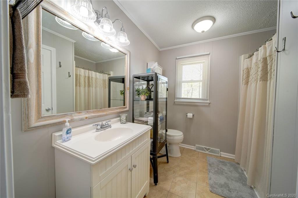 39356 Holly Ridge Road New London, NC 28127 - Photo 17 of 48 Gallery Image 17