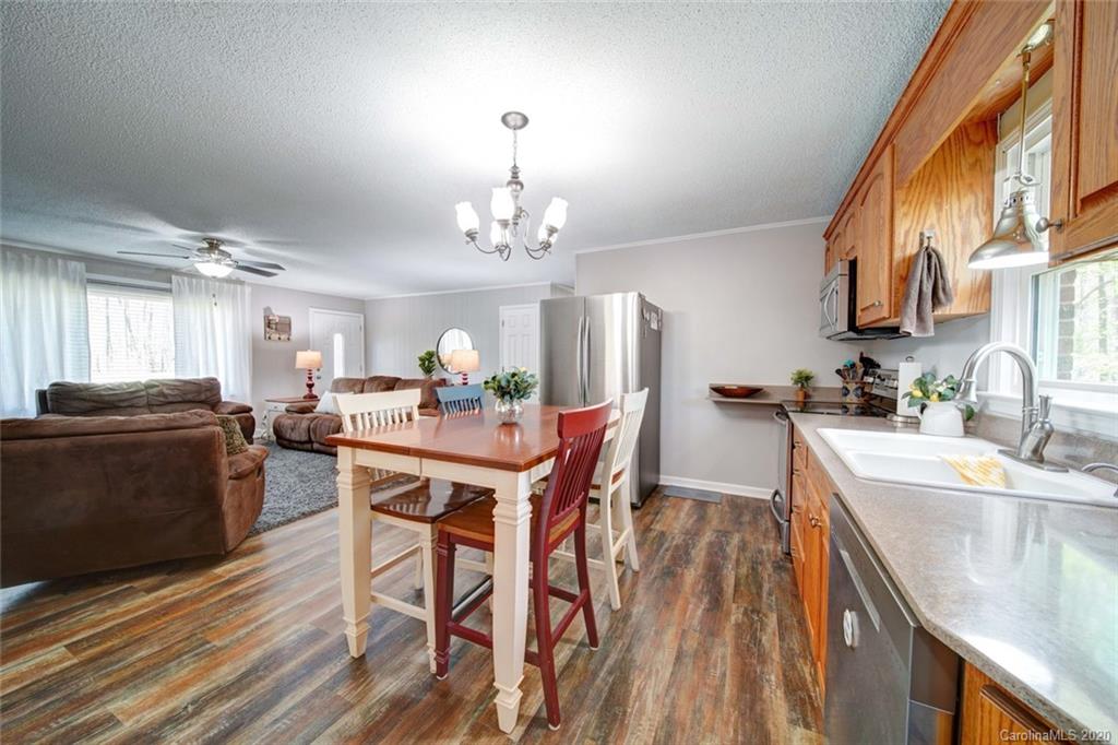 39356 Holly Ridge Road New London, NC 28127 - Photo 18 of 48 Gallery Image 18