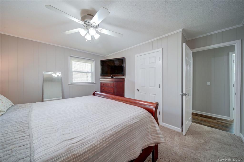 39356 Holly Ridge Road New London, NC 28127 - Photo 28 of 48 Gallery Image 28