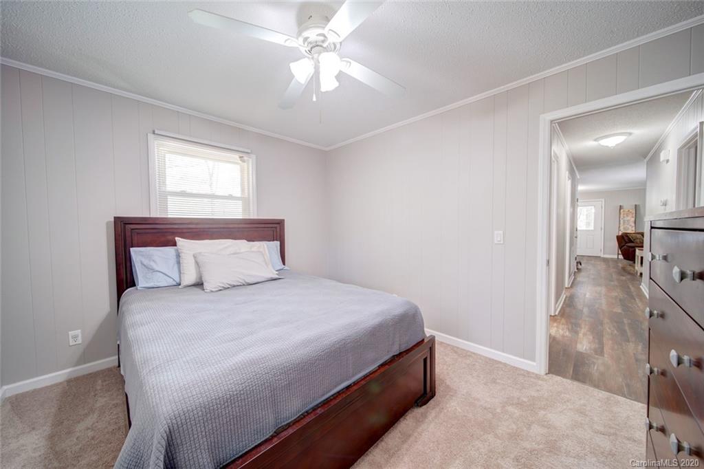 39356 Holly Ridge Road New London, NC 28127 - Photo 7 of 48 Gallery Image 7