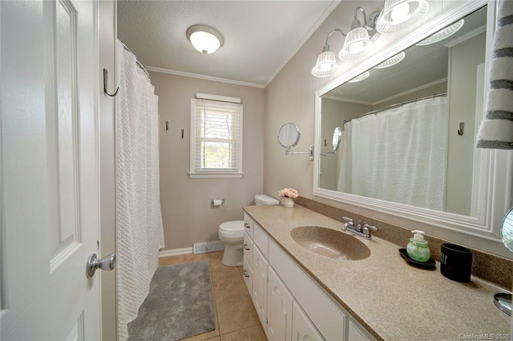 39356 Holly Ridge Road New London, NC 28127 - Photo 8 of 48 Gallery Image 8