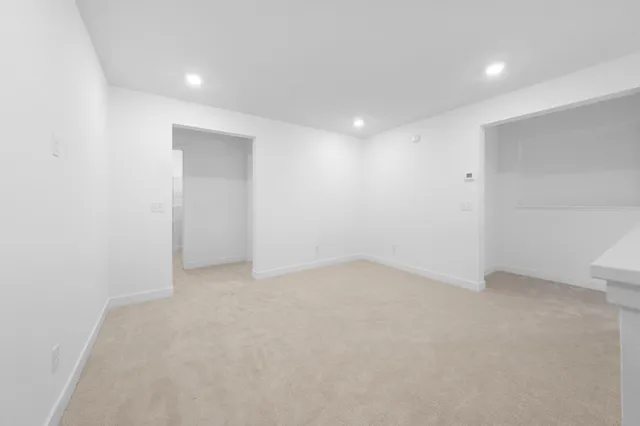 $959,045 | 1955 Royal Boulevard North, Lake Elmo, MN 55042