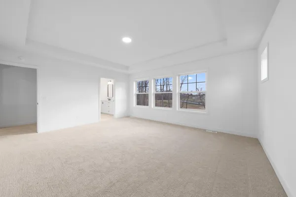 $962,045 | 1955 Royal Boulevard North, Lake Elmo, MN 55042