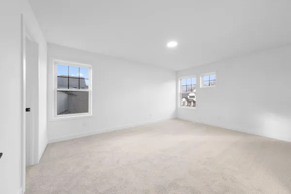 $962,045 | 1955 Royal Boulevard North, Lake Elmo, MN 55042