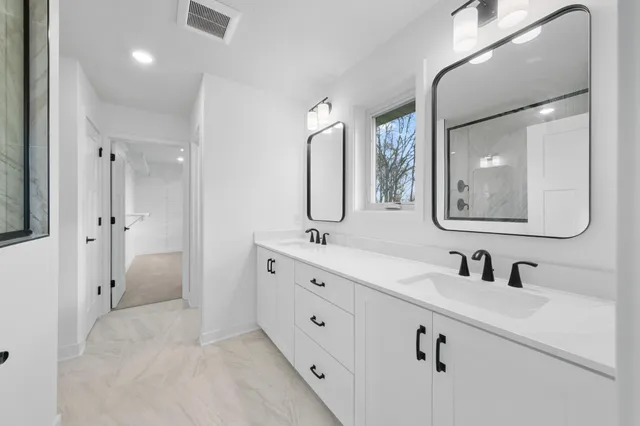 $959,045 | 1955 Royal Boulevard North, Lake Elmo, MN 55042