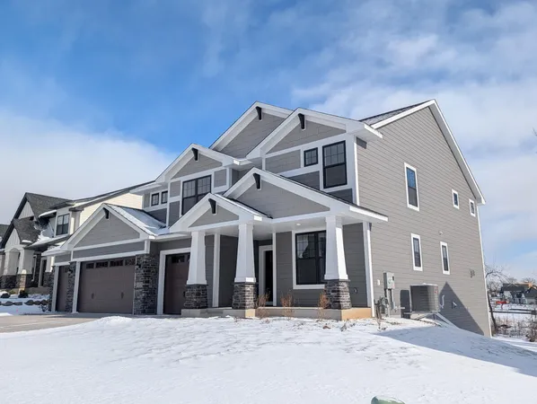 $962,045 | 1955 Royal Boulevard North, Lake Elmo, MN 55042
