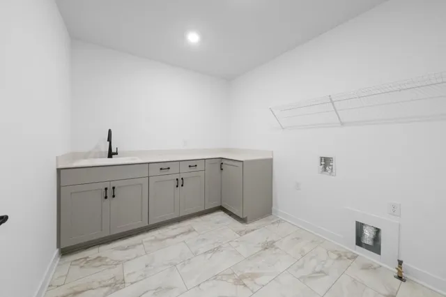 $959,045 | 1955 Royal Boulevard North, Lake Elmo, MN 55042