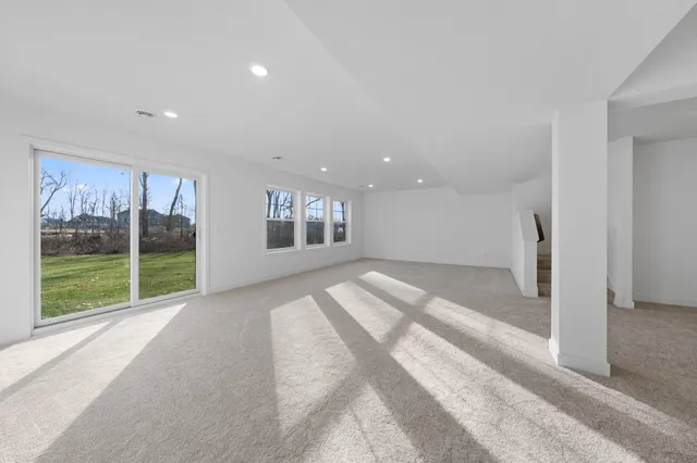 $959,045 | 1955 Royal Boulevard North, Lake Elmo, MN 55042