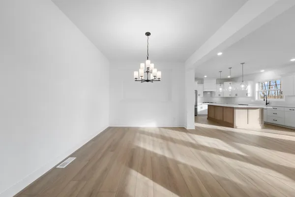 $962,045 | 1955 Royal Boulevard North, Lake Elmo, MN 55042