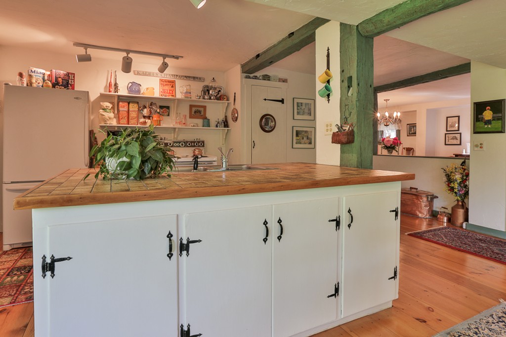 129 Gleason Road Princeton, MA 01541 - Photo 21 of 30