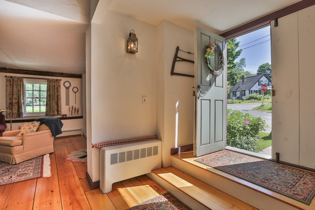 129 Gleason Road Princeton, MA 01541 - Photo 7 of 30 a living room with furniture and a window