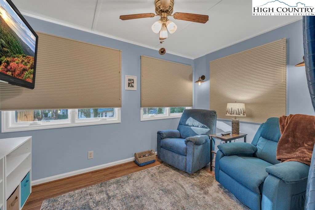 6 Ridgewood Lane Newland, NC 28657 - Photo 12 of 45 a living room with furniture and a window