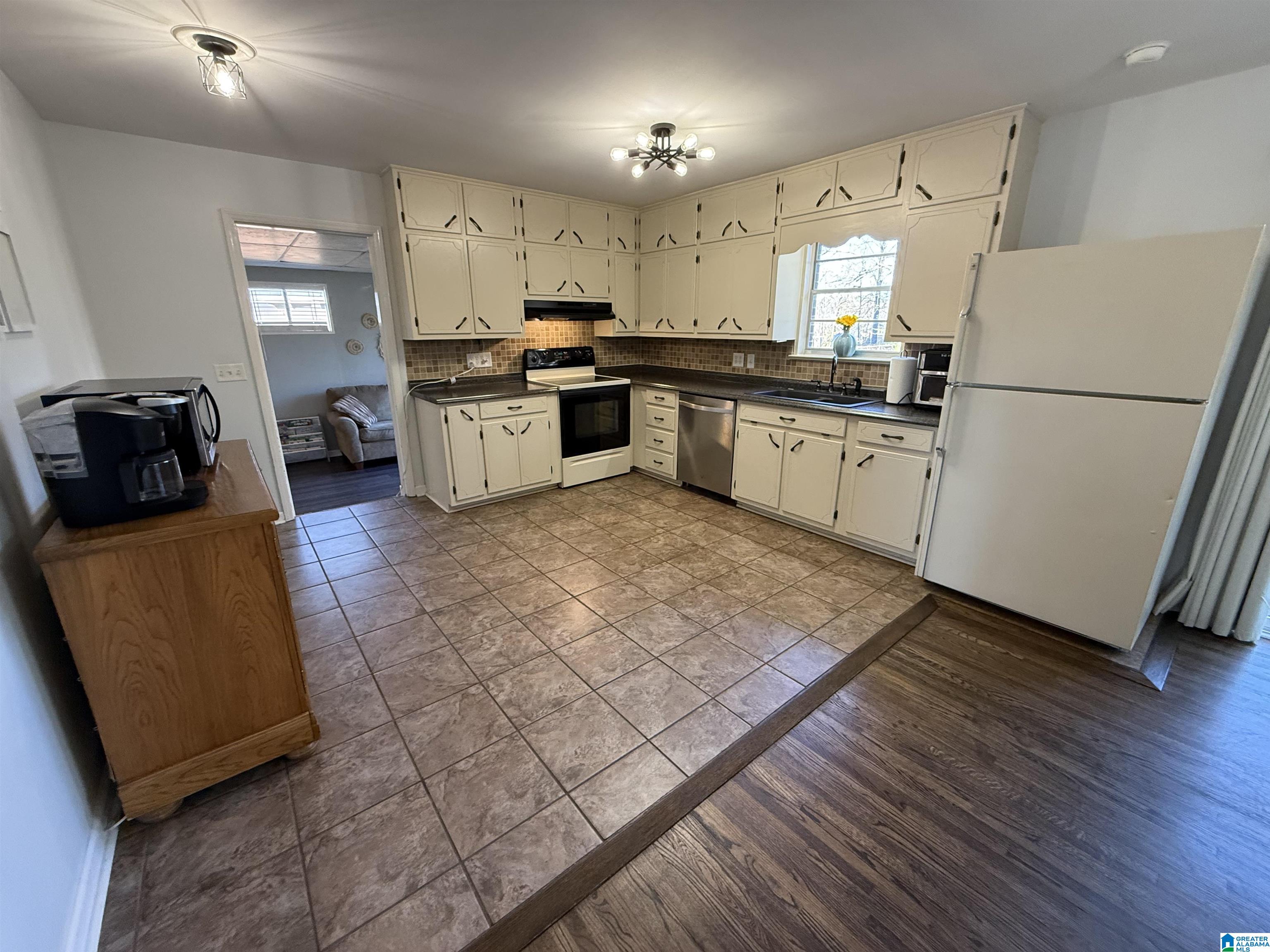 5260 Elm Road Mount Olive, AL 35117 - Photo 4 of 19