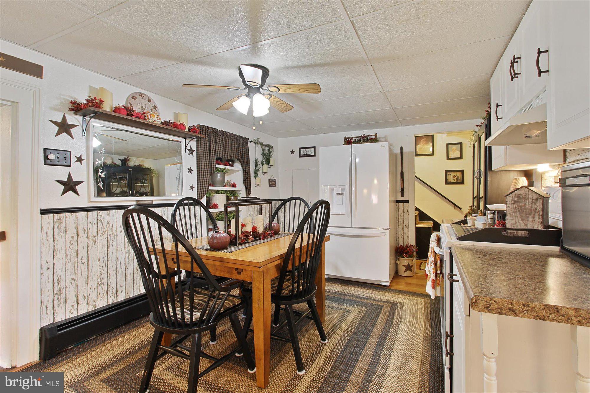 2495 Mummasburg Road Gettysburg, PA 17325 - Photo 11 of 28 Kitchen
