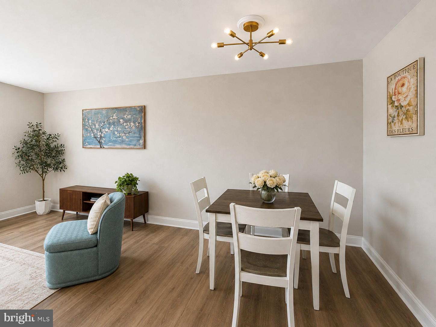 3330 Elliston Circle Philadelphia, PA 19114 - Photo 3 of 26 Gallery Image 3