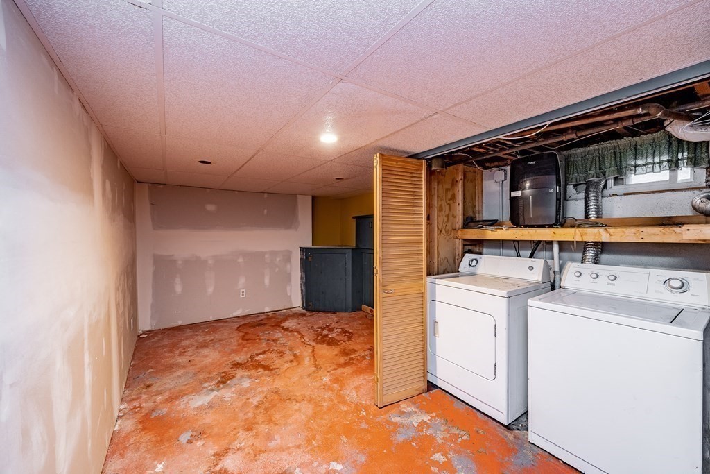 110 Talbot Road Springfield, MA 01119 - Photo 19 of 26