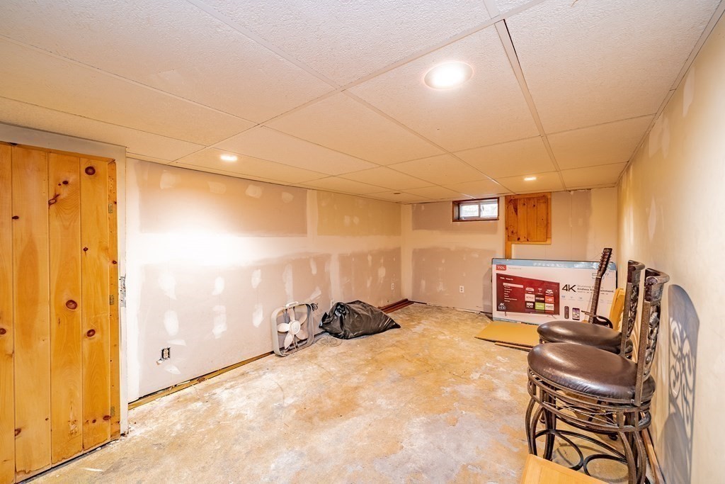 110 Talbot Road Springfield, MA 01119 - Photo 20 of 26