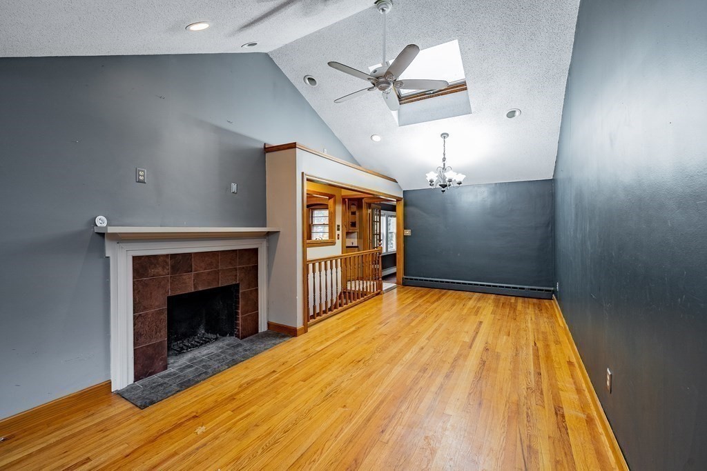 110 Talbot Road Springfield, MA 01119 - Photo 5 of 26