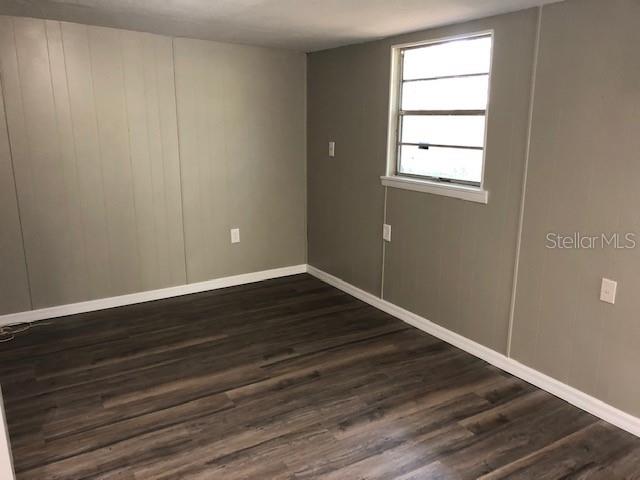 9109 Sunshine Boulevard New Port Richey, FL 34654 - Photo 4 of 5