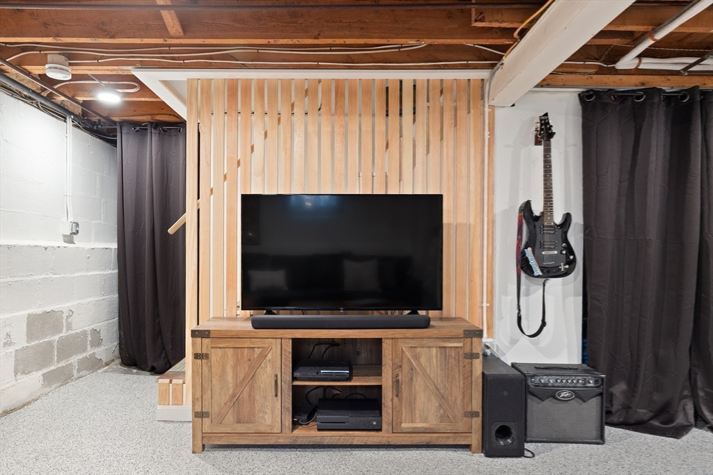 50 Forest Street Reading, MA 01867 - Photo 37 of 41