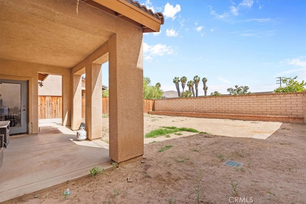 1474 Albillo Loop Perris, CA 92571 - Photo 28 of 35 a view of a terrace