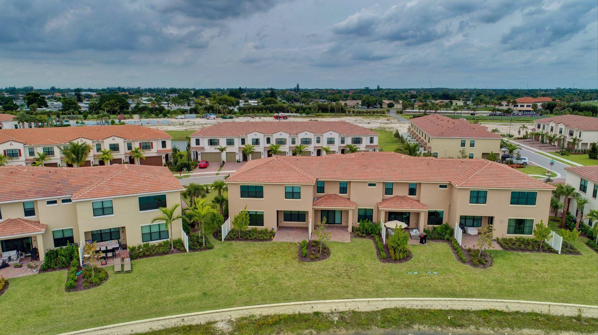 10142 Akenside Drive Boca Raton, FL 33428 - Photo 47 of 62 Aerial 6