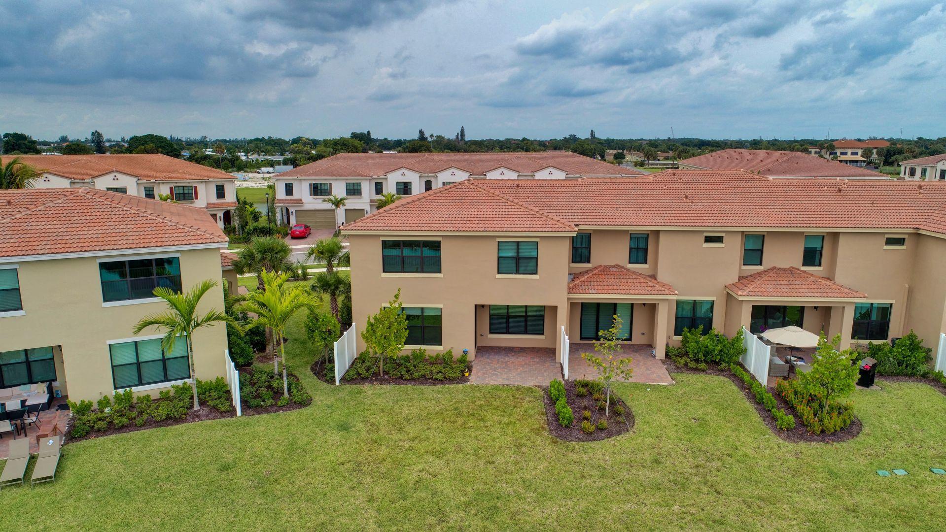 10142 Akenside Drive Boca Raton, FL 33428 - Photo 48 of 62 Aerial 7