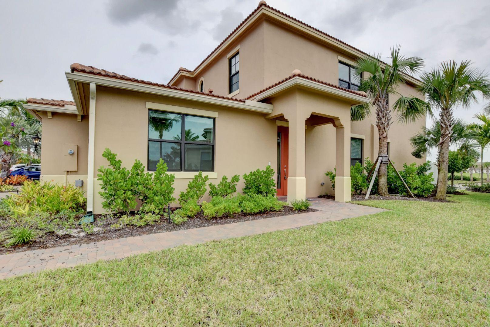 10142 Akenside Drive Boca Raton, FL 33428 - Photo 5 of 62 Front House 4