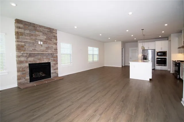 $624,900 | 340 Crossing Drive, Eighty Four, PA 15330