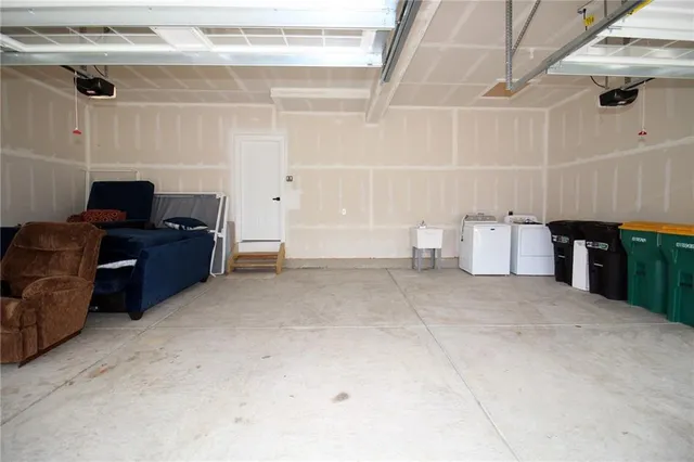 $624,900 | 340 Crossing Drive, Eighty Four, PA 15330