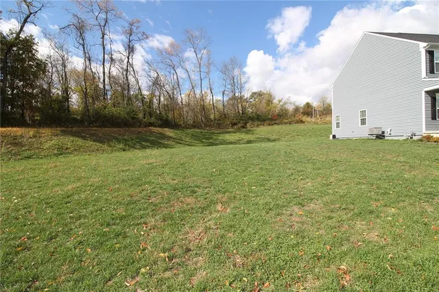 $624,900 | 340 Crossing Drive, Eighty Four, PA 15330