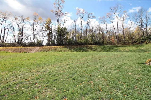 $624,900 | 340 Crossing Drive, Eighty Four, PA 15330