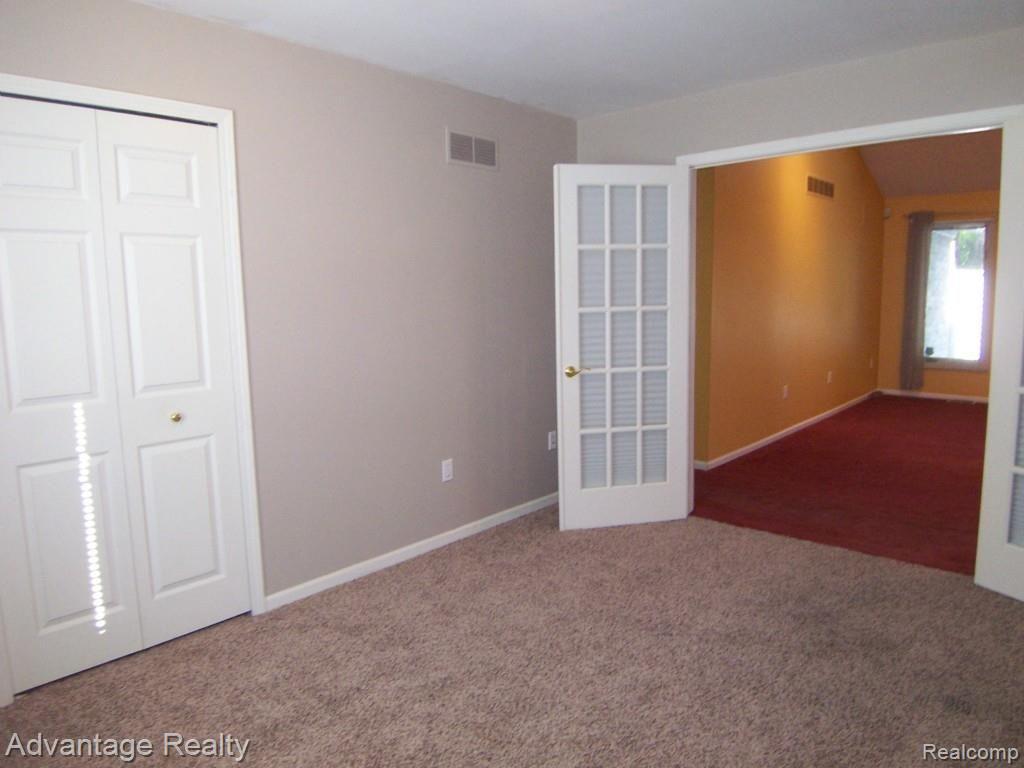 31203 Rothbury Way New Baltimore, MI 48047 - Photo 10 of 23 BEDROOM