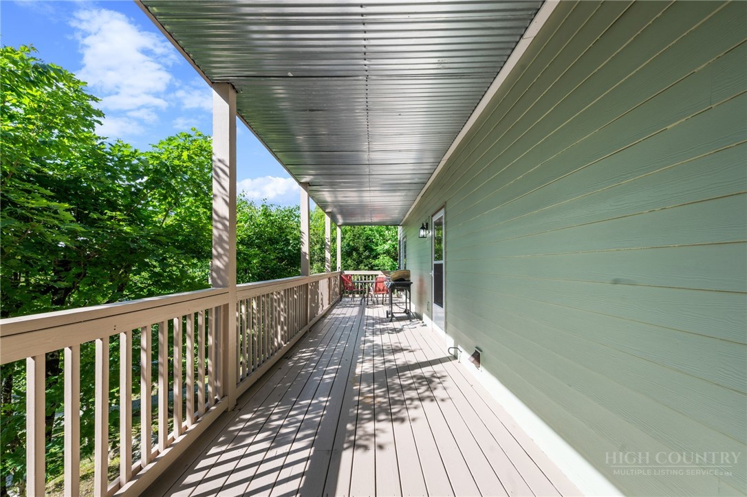 215 North Pinnacle Ridge Road Beech Mountain, NC 28604 - Photo 33 of 36