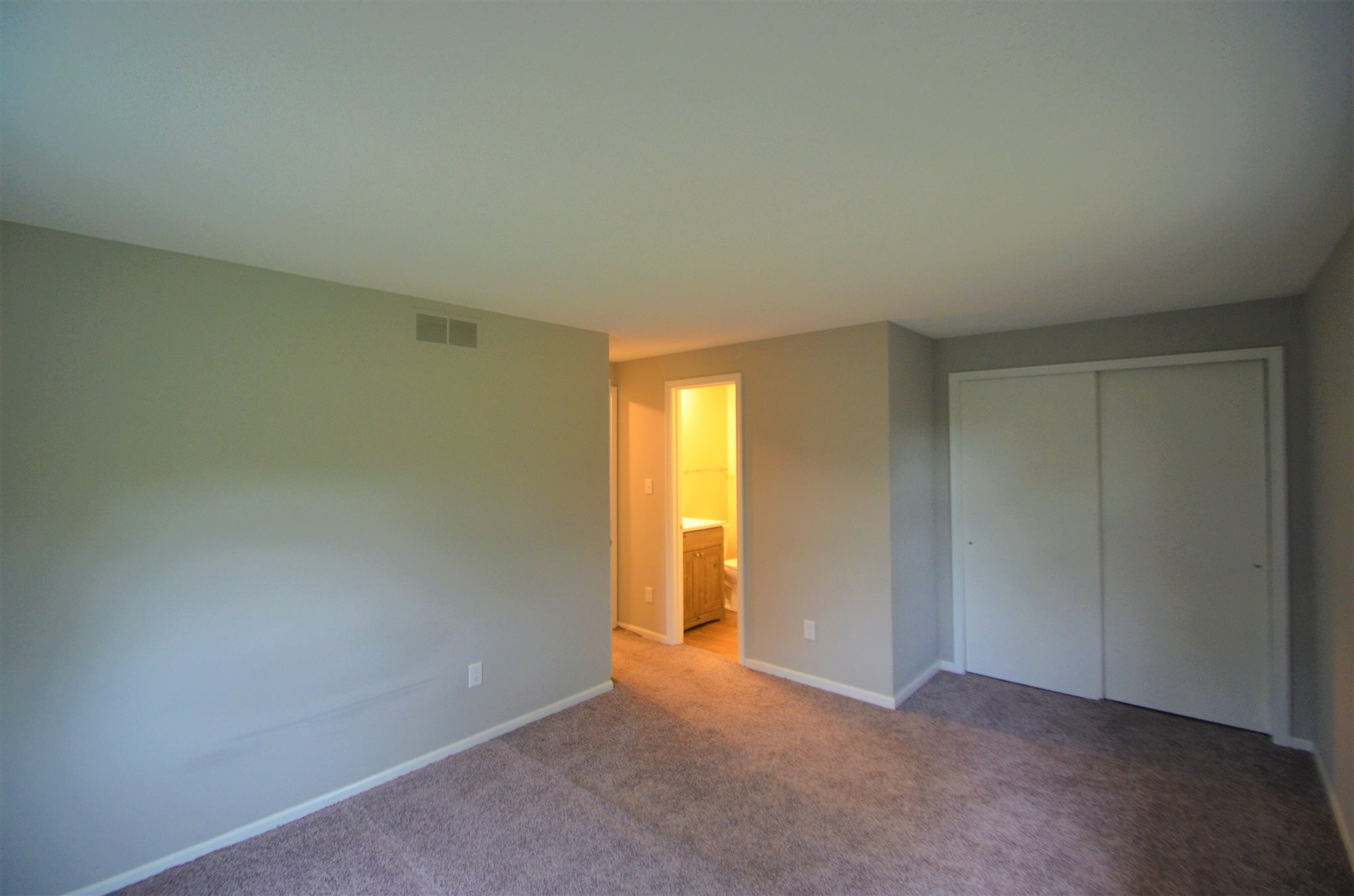 5205 Gombert Road Fort Wayne, IN 46816 - Photo 15 of 25