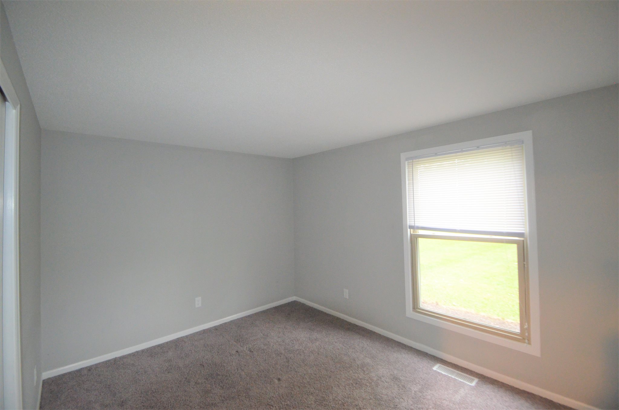 5205 Gombert Road Fort Wayne, IN 46816 - Photo 20 of 25