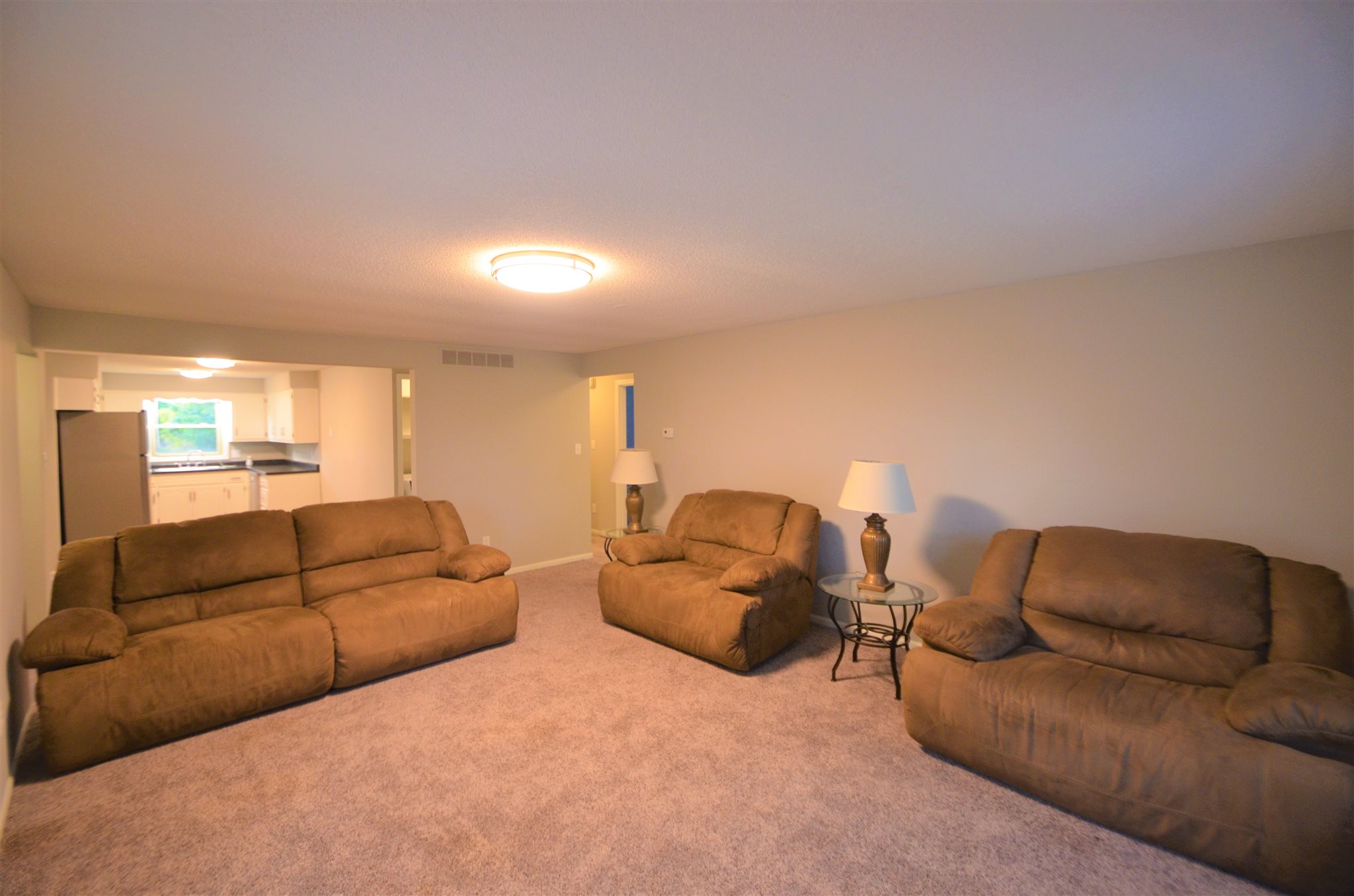 5205 Gombert Road Fort Wayne, IN 46816 - Photo 4 of 25